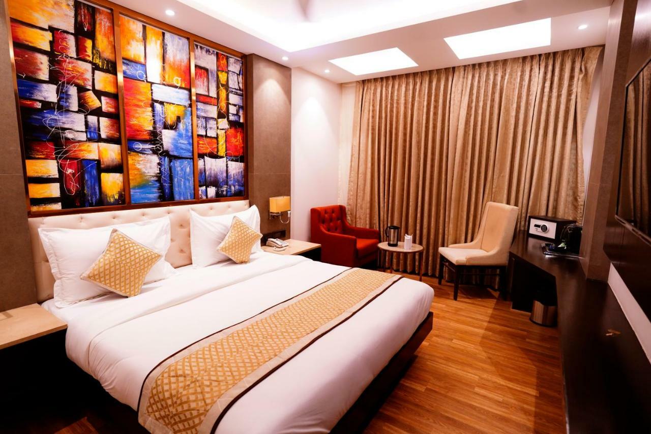 Hotel City Pride With Free Airport Pickup Új-Delhi Kültér fotó